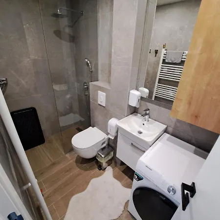 Lenka Mont Apartament